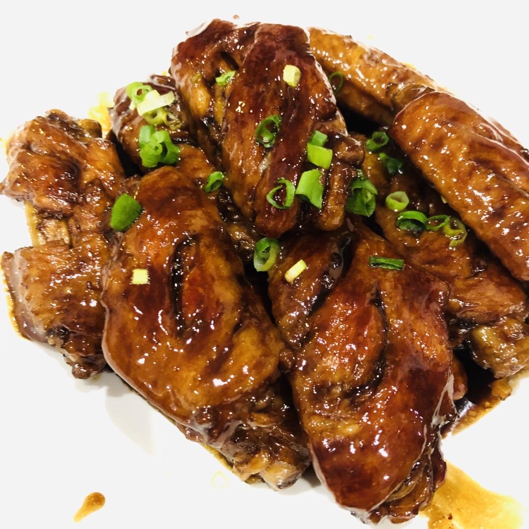 厨师长教你：“可乐鸡翅”的家常做法，味道鲜嫩可口，先收藏起来