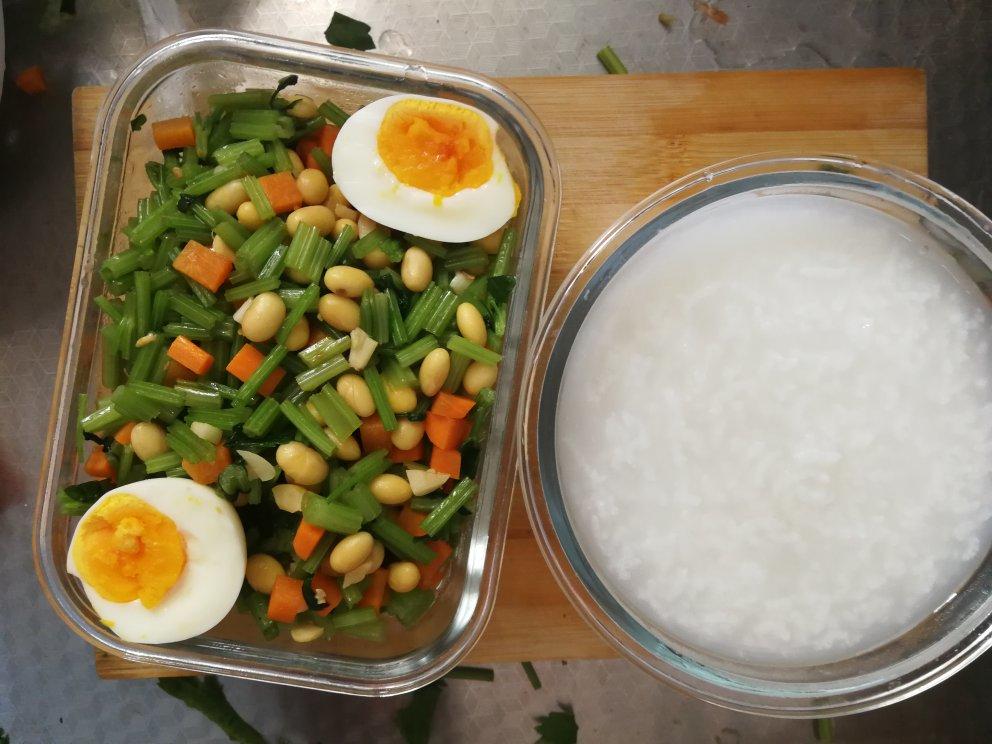 爽口小咸菜（芹菜黄豆）