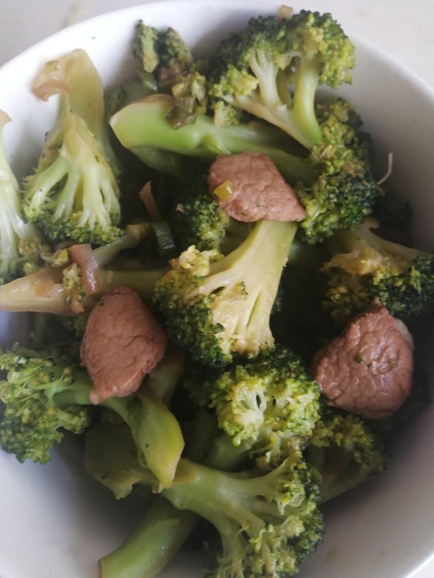 西兰花炒肉