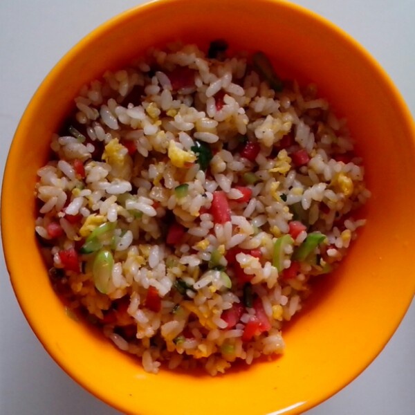 香肠蛋炒饭