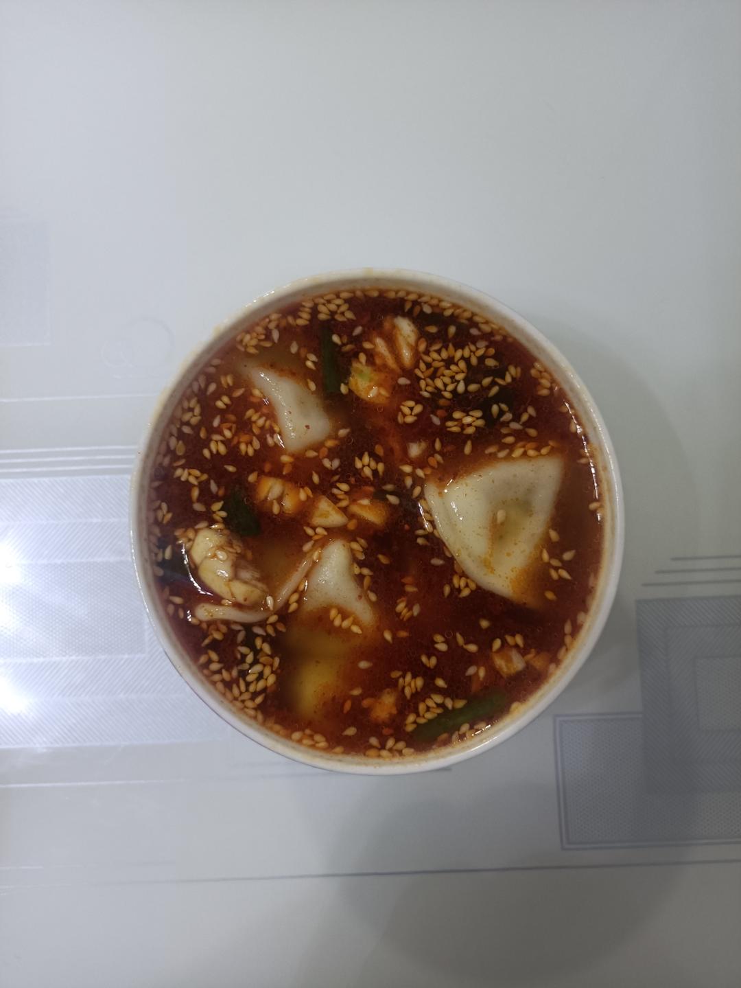 酸汤速冻水饺