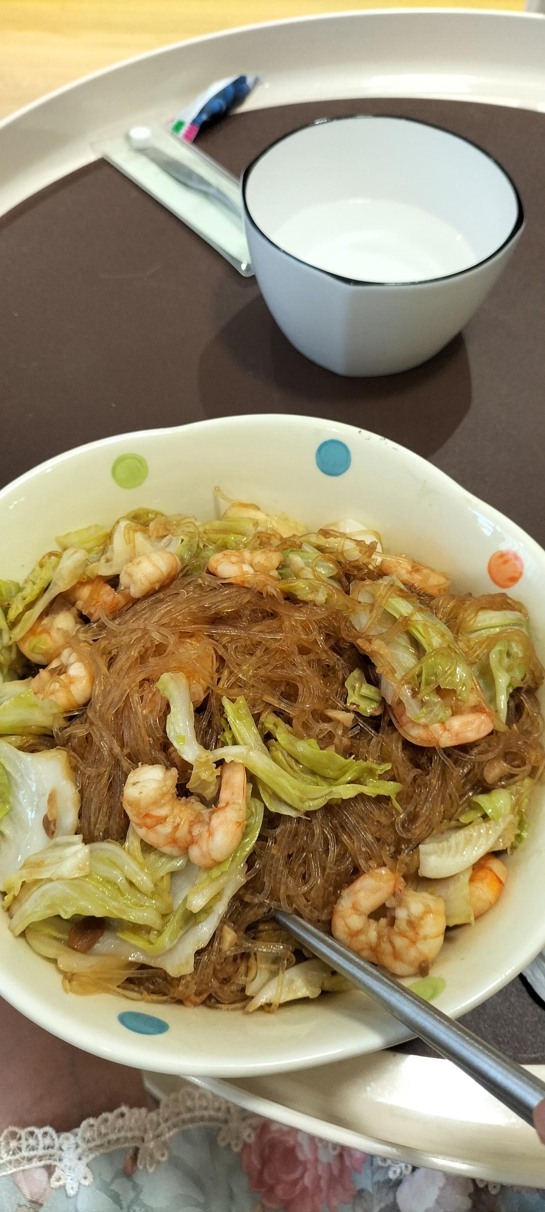 粉丝虾仁煲