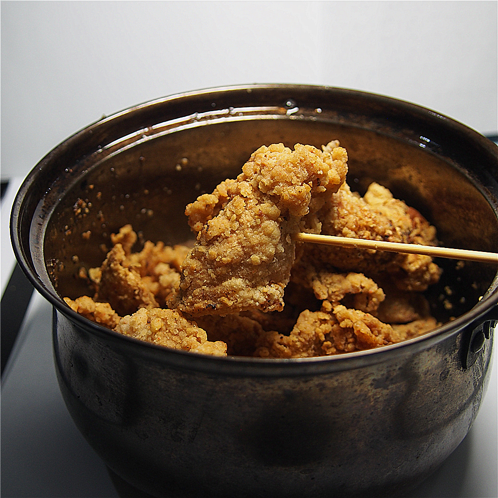 香酥鸡皮——一口香酥一口驱散阴雨