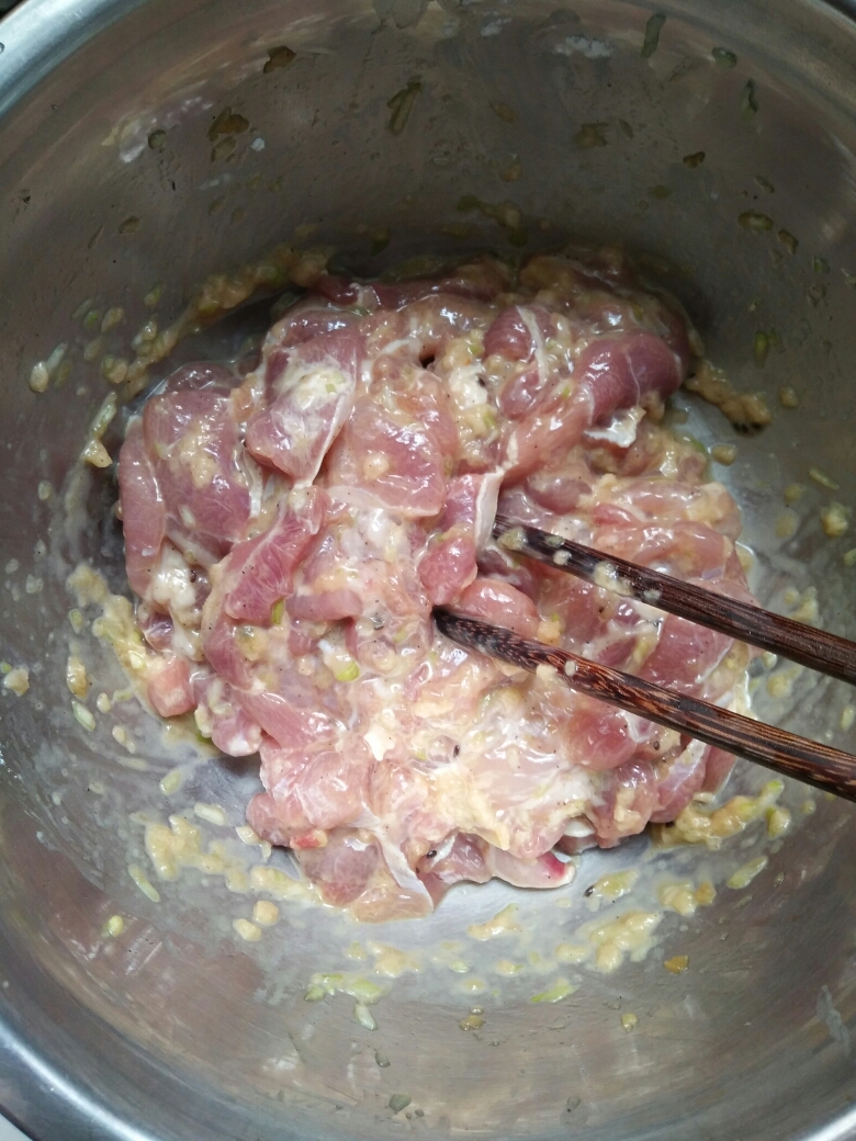 肉超多韩式炒肉的做法 步骤1