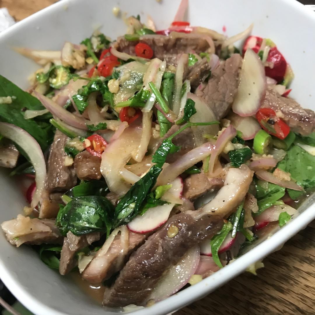 泰式薄荷牛肉沙拉