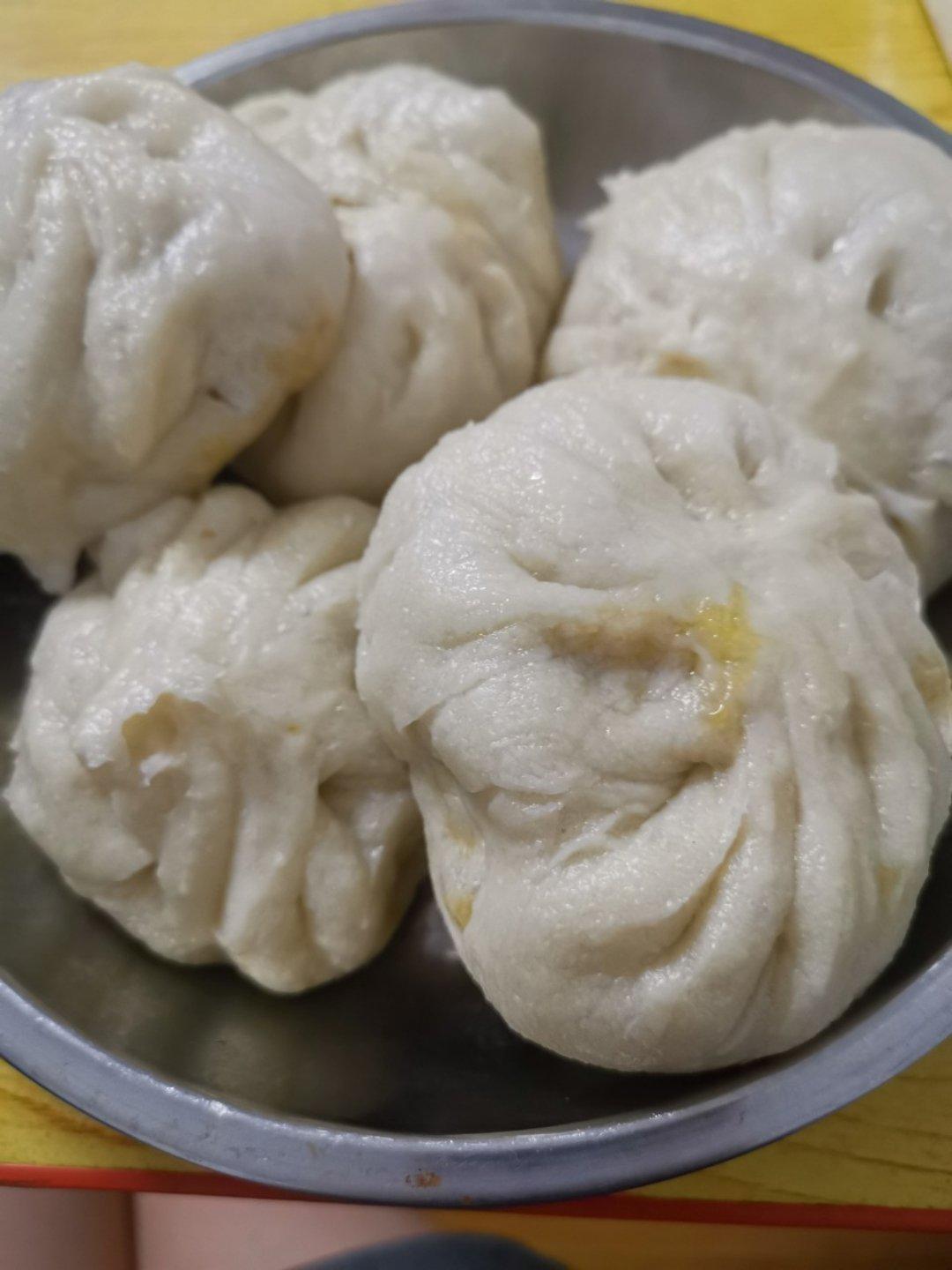 胡萝卜木耳鸡蛋素包子