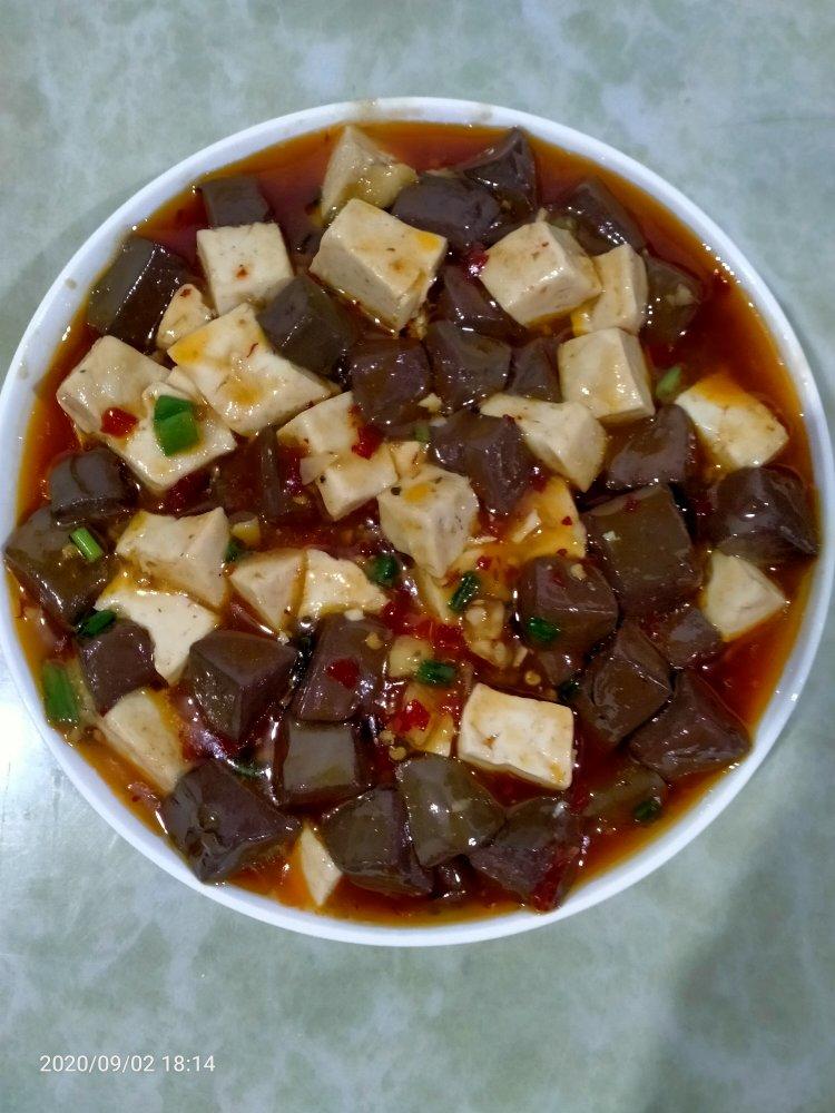 鸭血豆腐