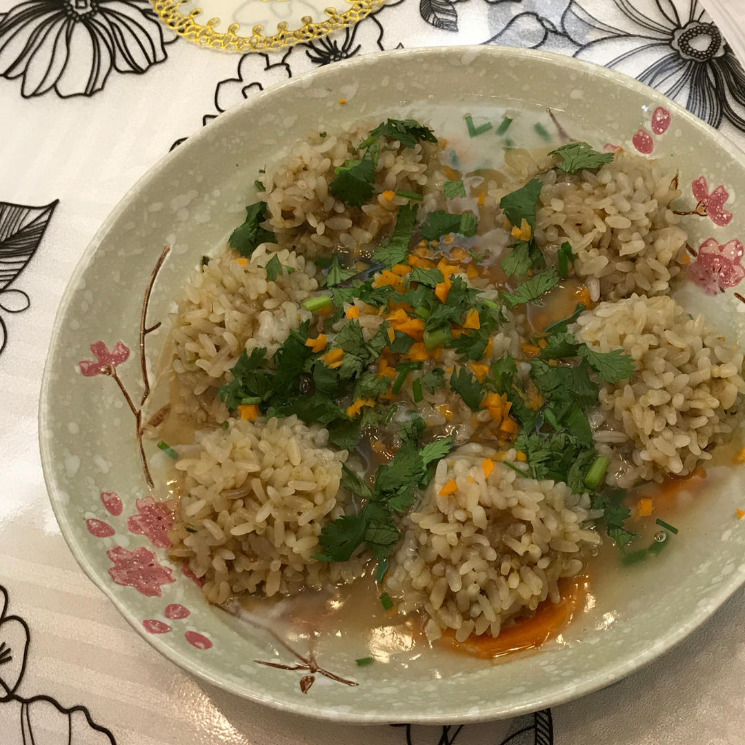 蒸糯米肉丸子