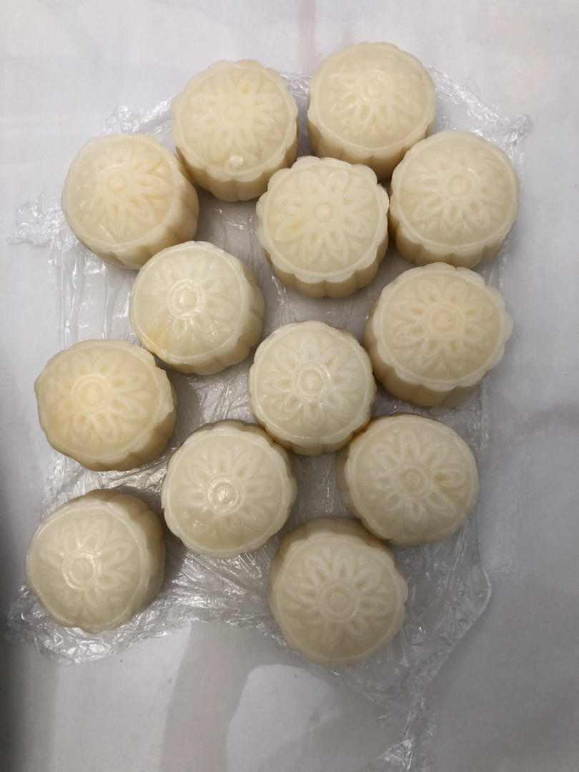 冰皮月饼(不会被腻到的奶黄馅)