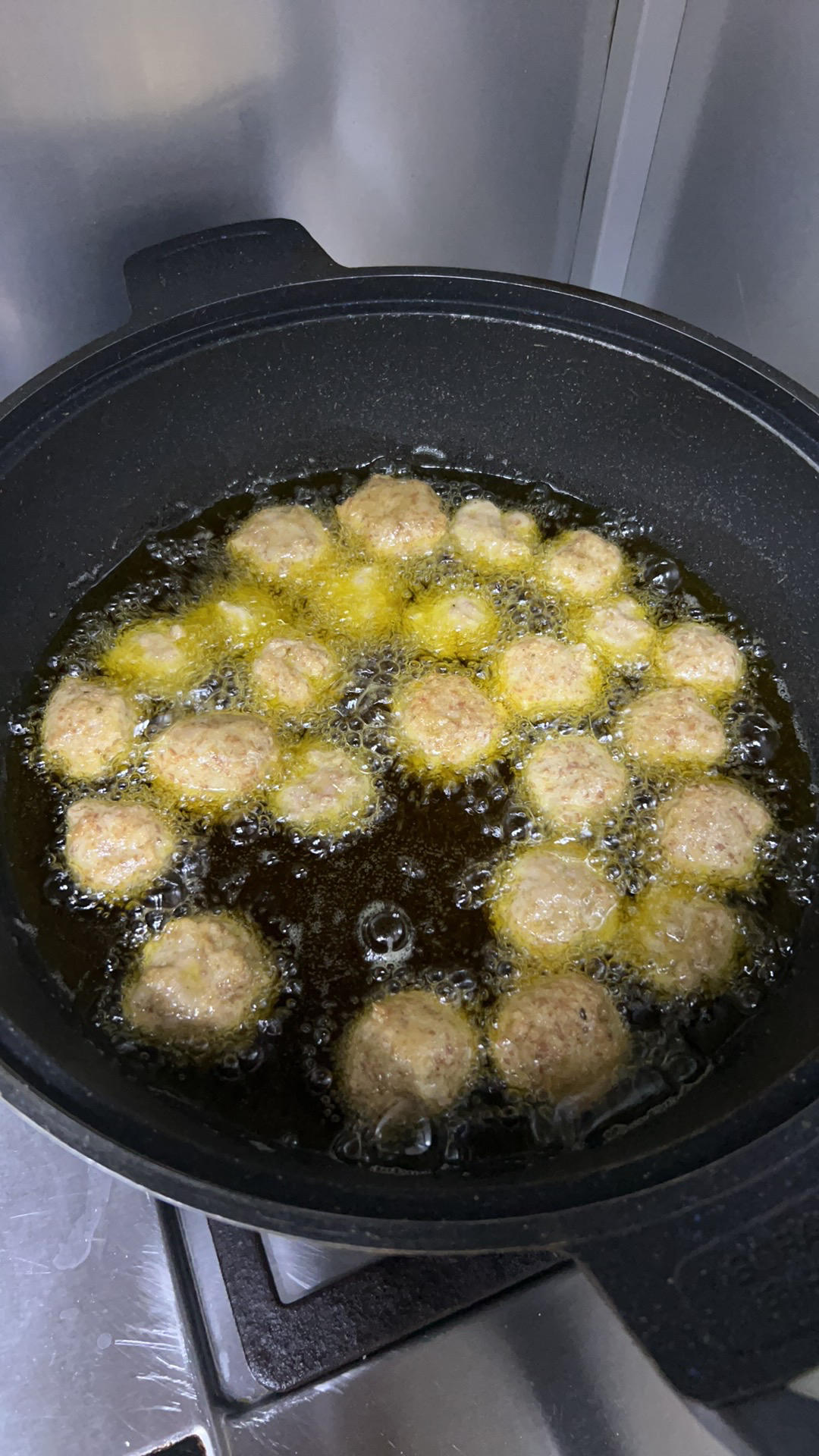 酥炸肉丸
