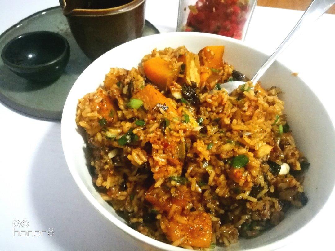 美味到不行的南瓜饭