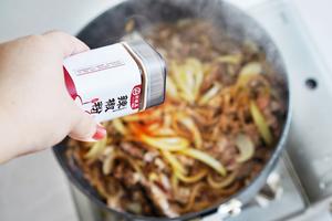 “纸”为爱下厨——浓香日式肥牛饭的做法 步骤5
