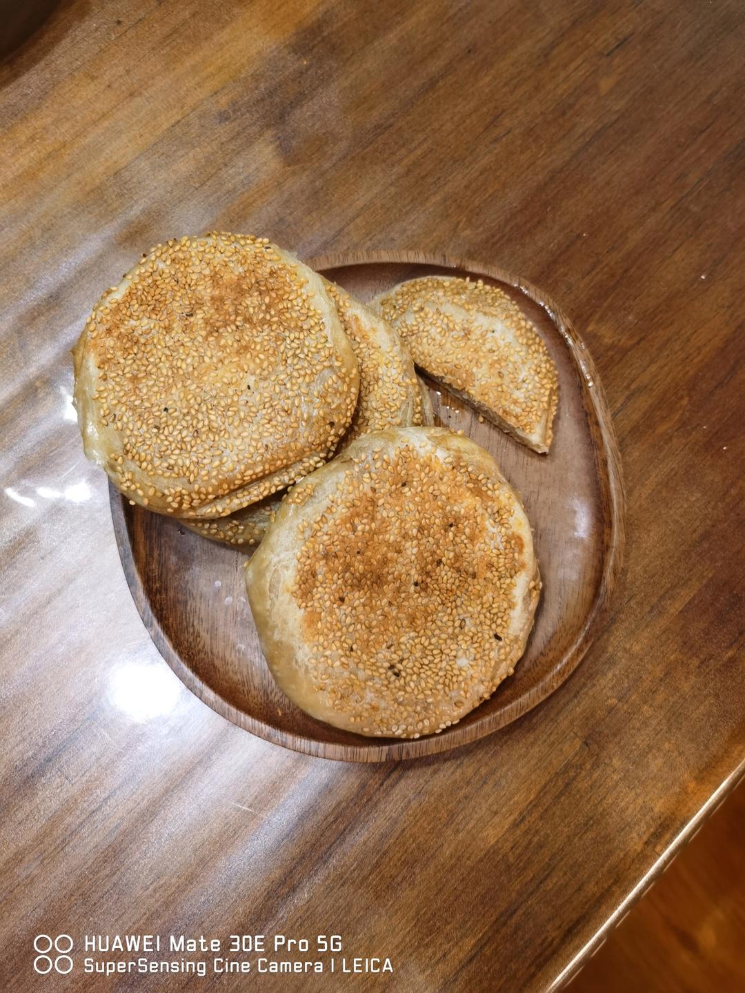 老北京麻酱烧饼 酥香可口 层次分明 附细节视频详解