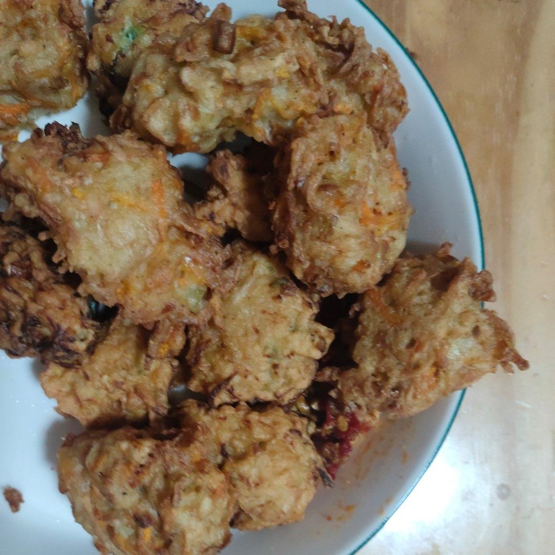 炸萝卜丝丸子