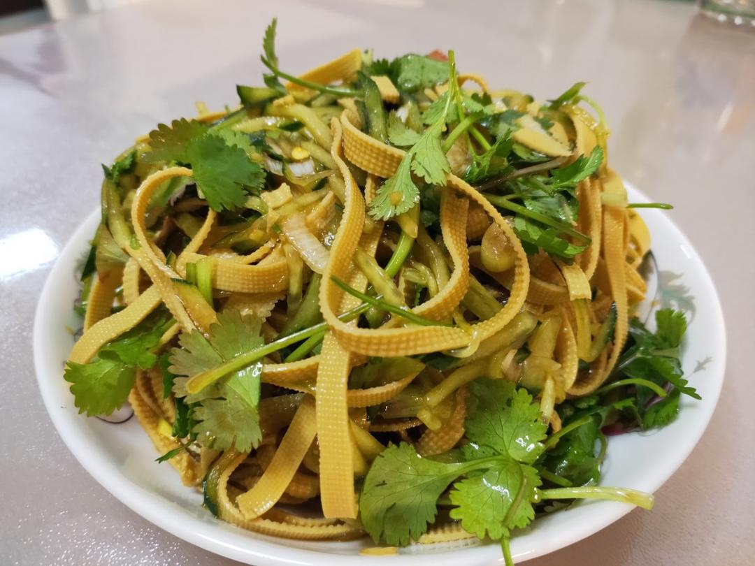 凉拌豆腐皮