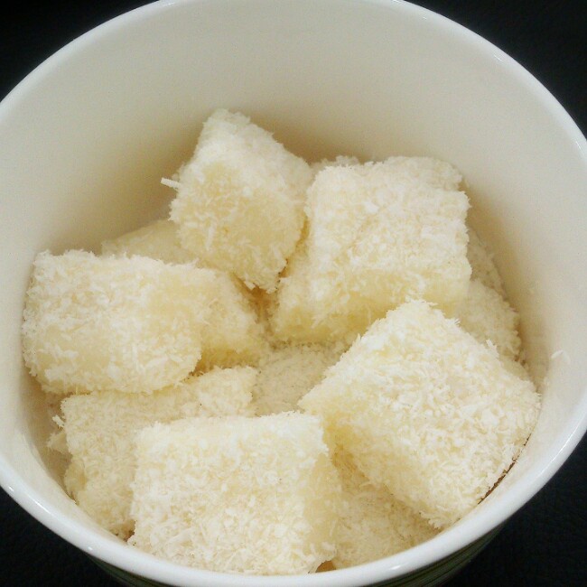 完胜85度C牛奶椰丝小方