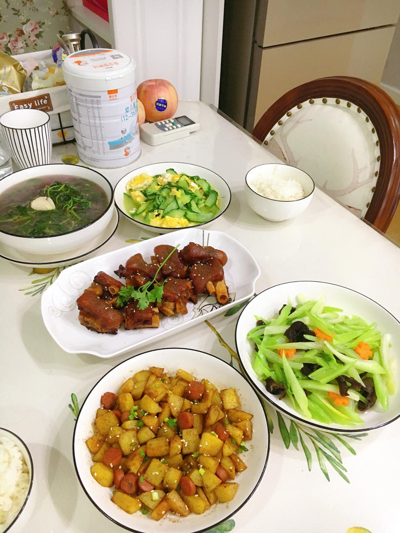 孜然火腿土豆丁