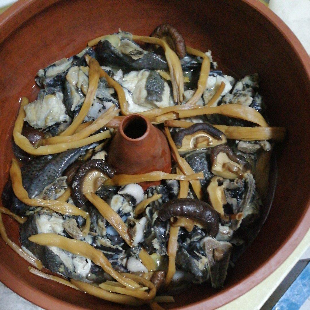 气锅鸡 (无水无药膳)