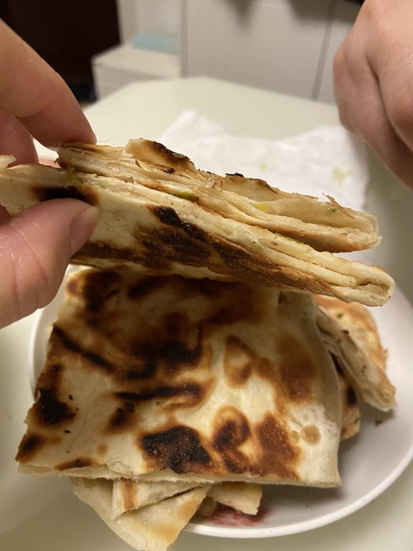 外酥内软千层葱花饼