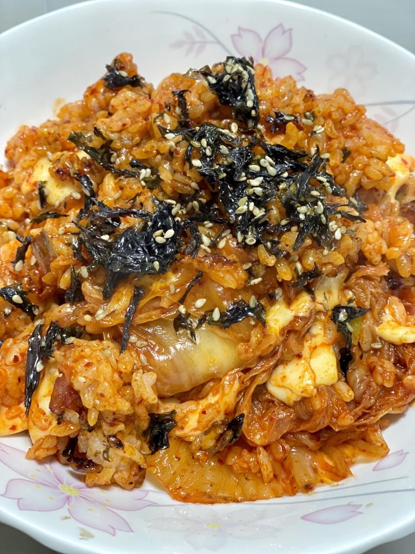 升级版辣白菜炒饭😭姜食堂同款🌟泡菜饭开出了p.o 斯密达