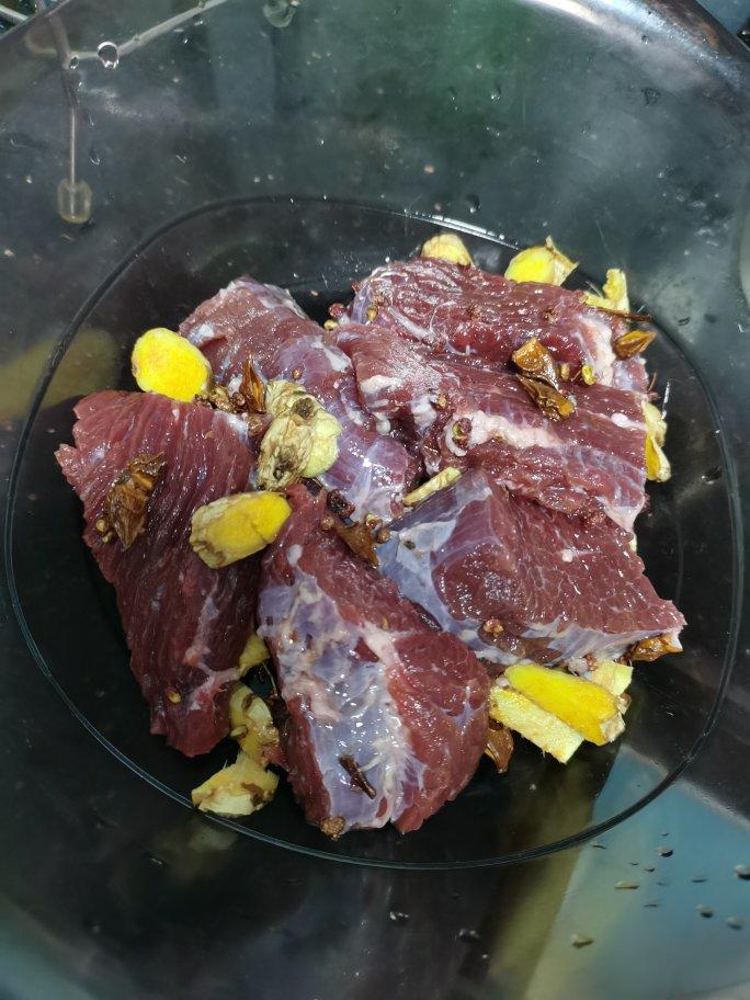 『黄豆牛肉酱』比老干妈还好吃的下饭利器❗️～