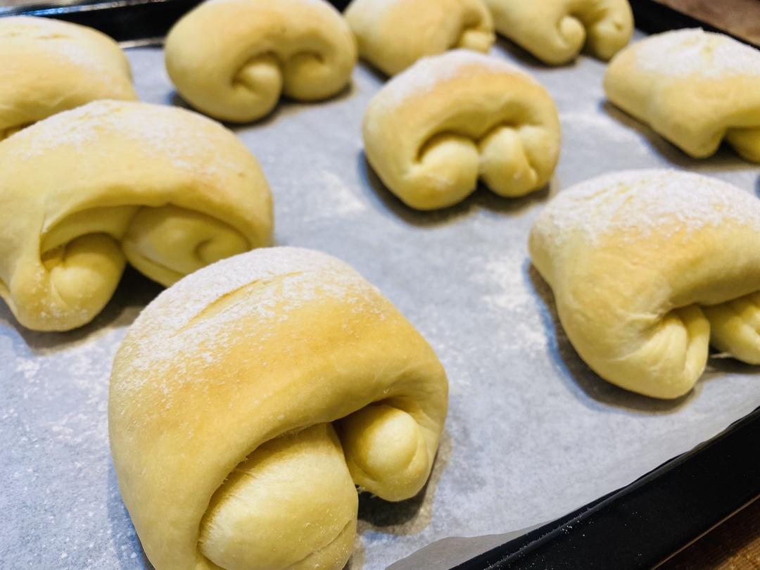 软到不知所措的牛奶卷