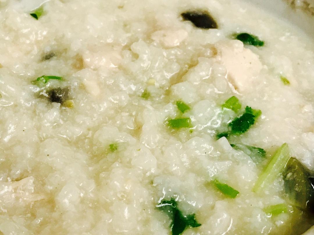 十五分钟快手之香滑皮蛋瘦肉粥(附五分钟电饭煲电压力锅更快捷方法)