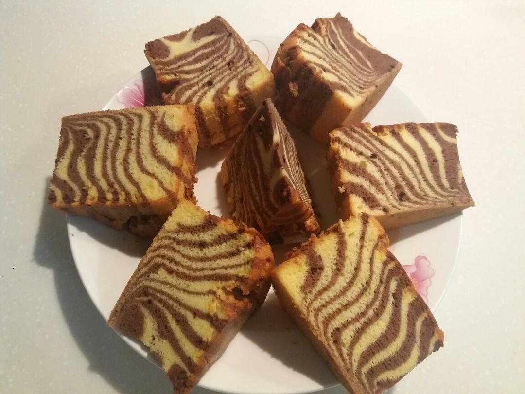 6寸酸奶斑马纹蛋糕