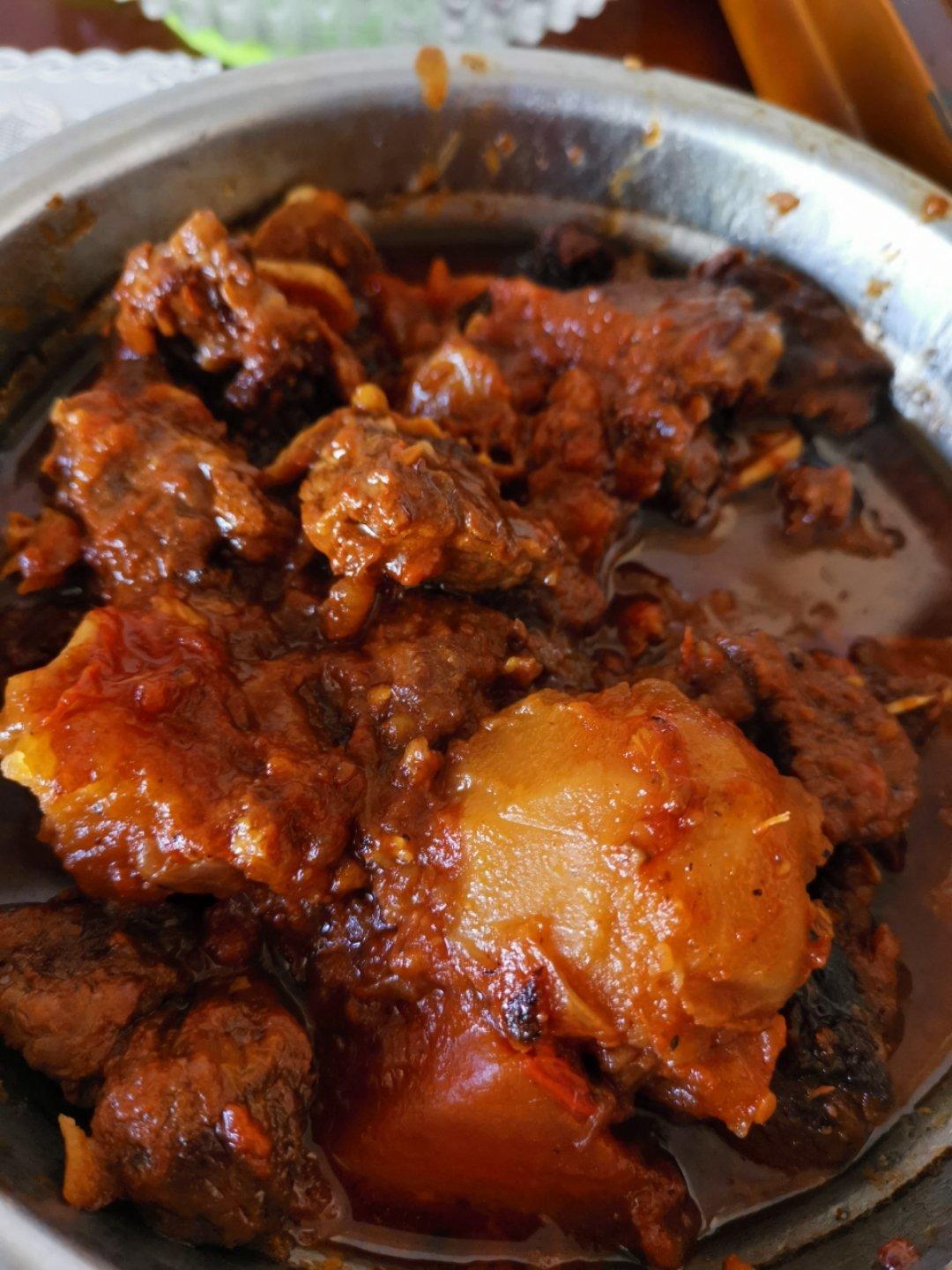 番茄土豆炖牛腩