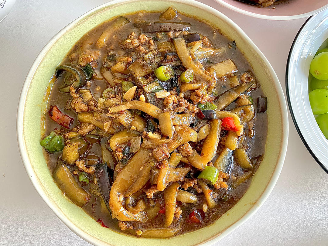 开胃下饭菜！巨简单的家常鱼香茄子煲