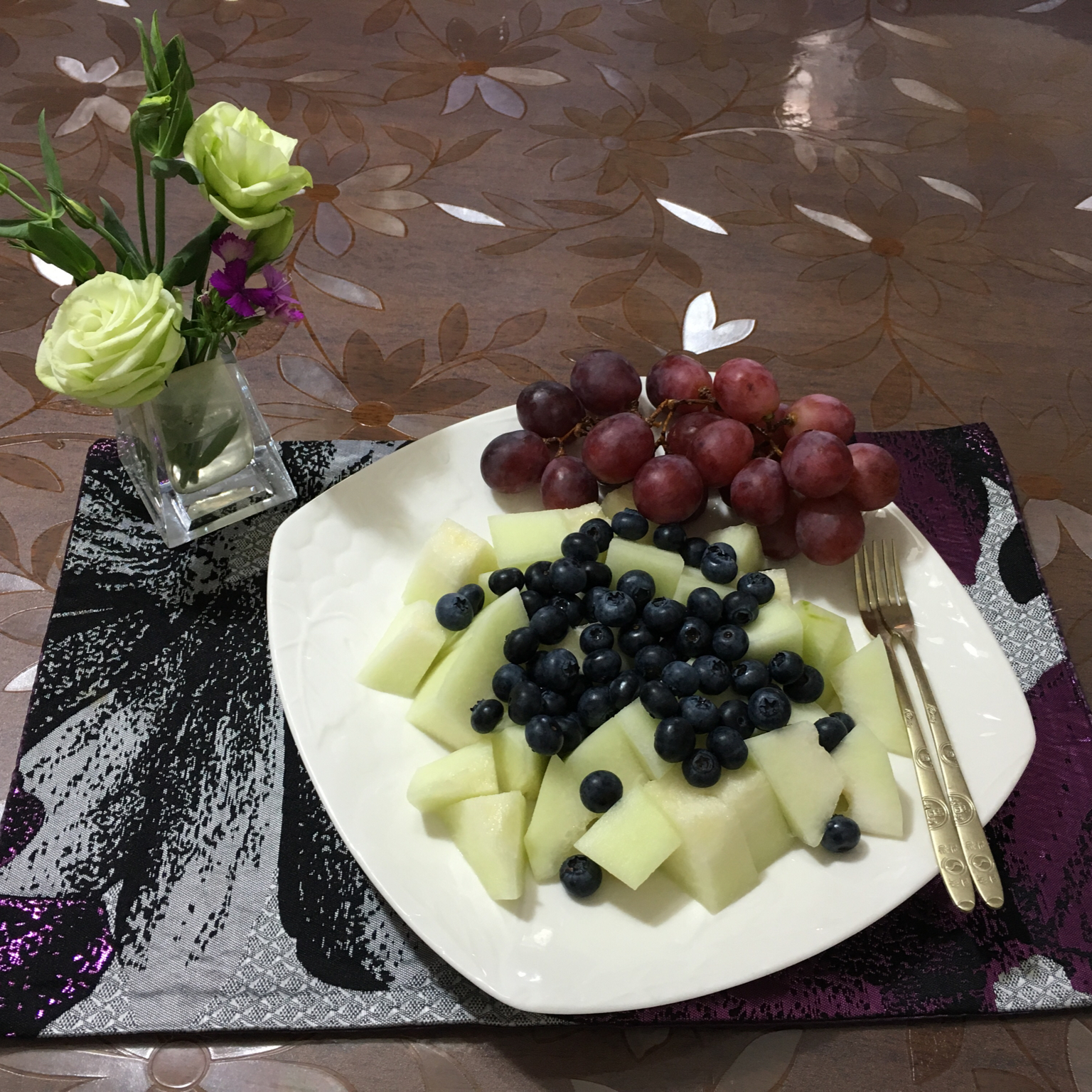 陶小厨私房菜做的美美的水果拼盘