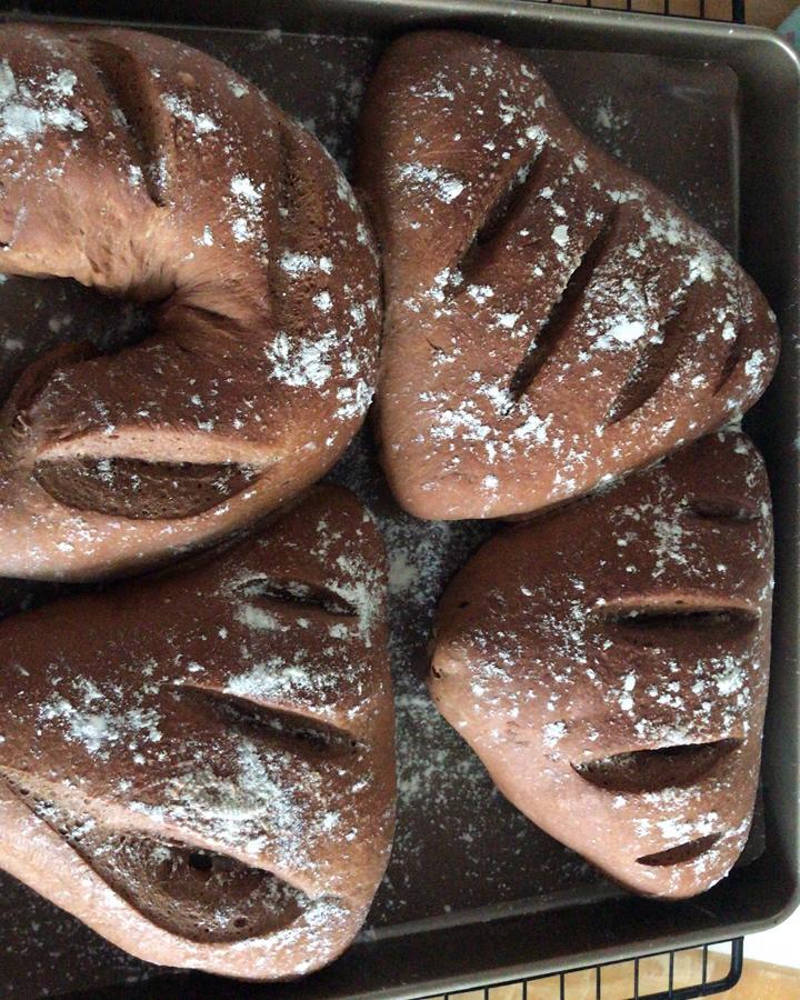 超级好吃简单好做的可可麻薯软欧面包