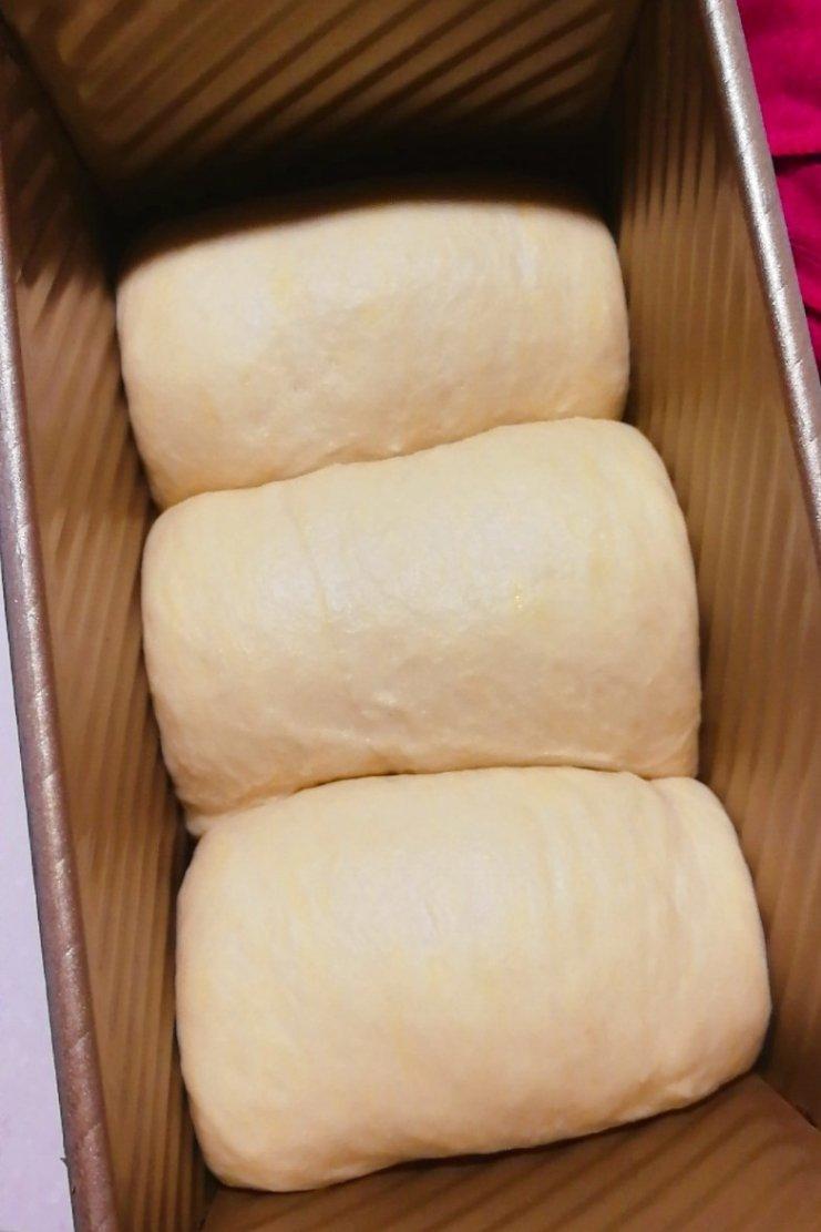 只需冷藏的免揉吐司