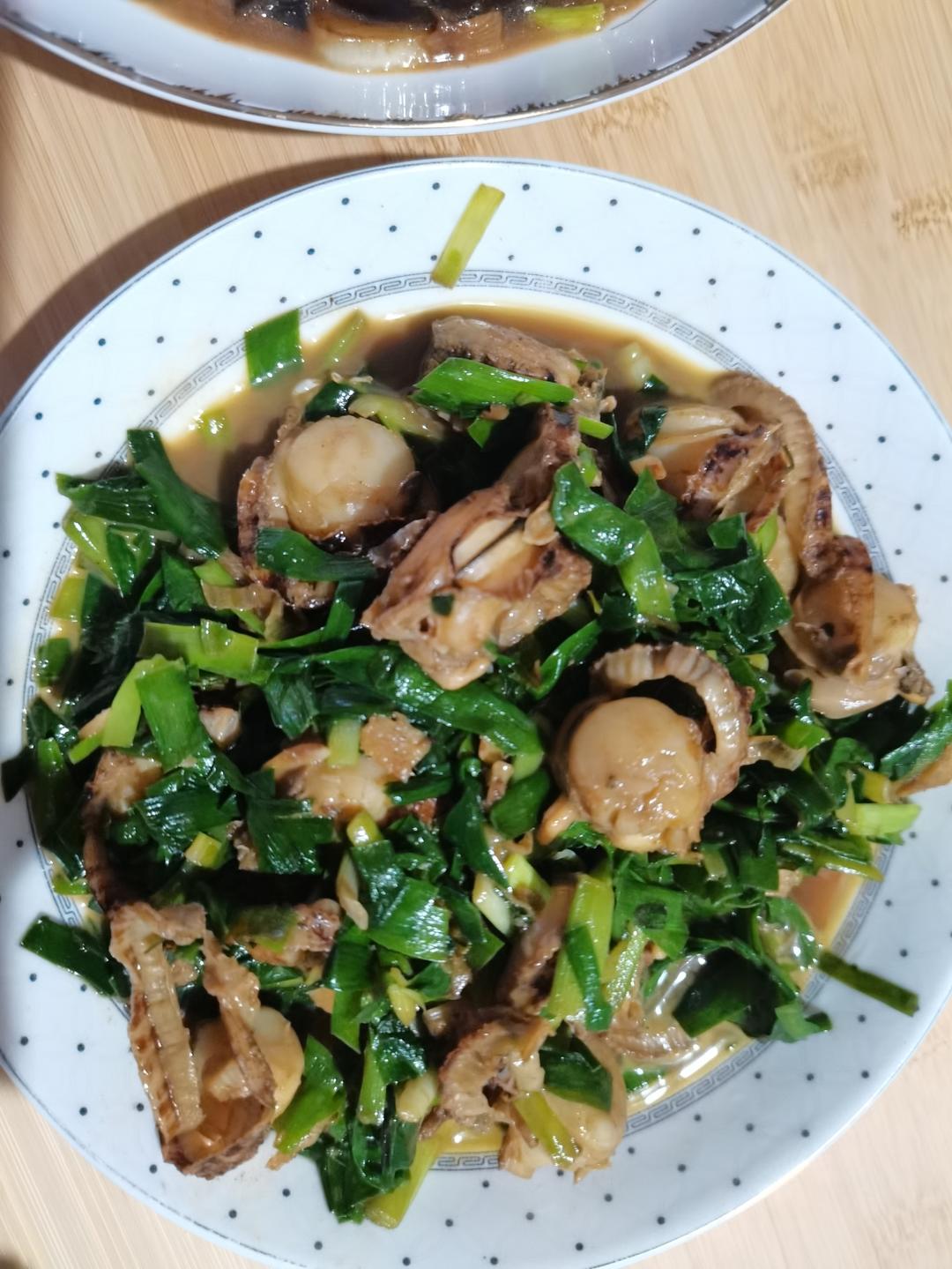 扇贝肉炒韭菜