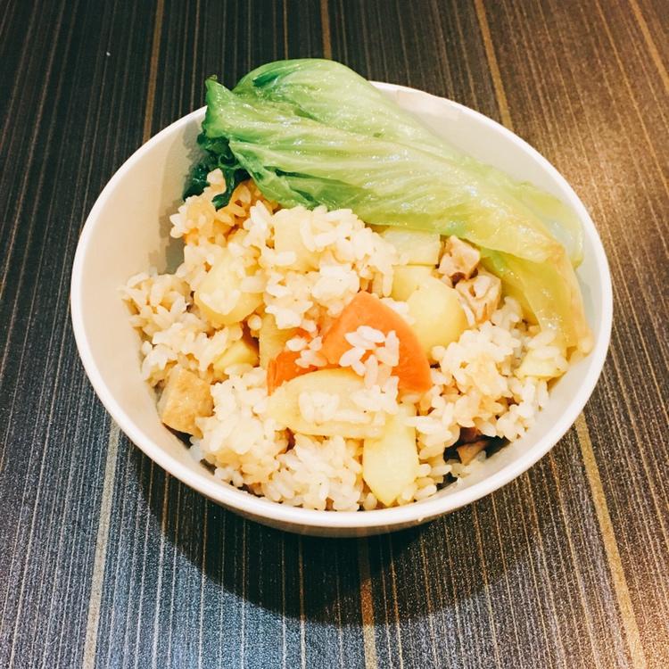 土豆焖饭（电饭锅版）