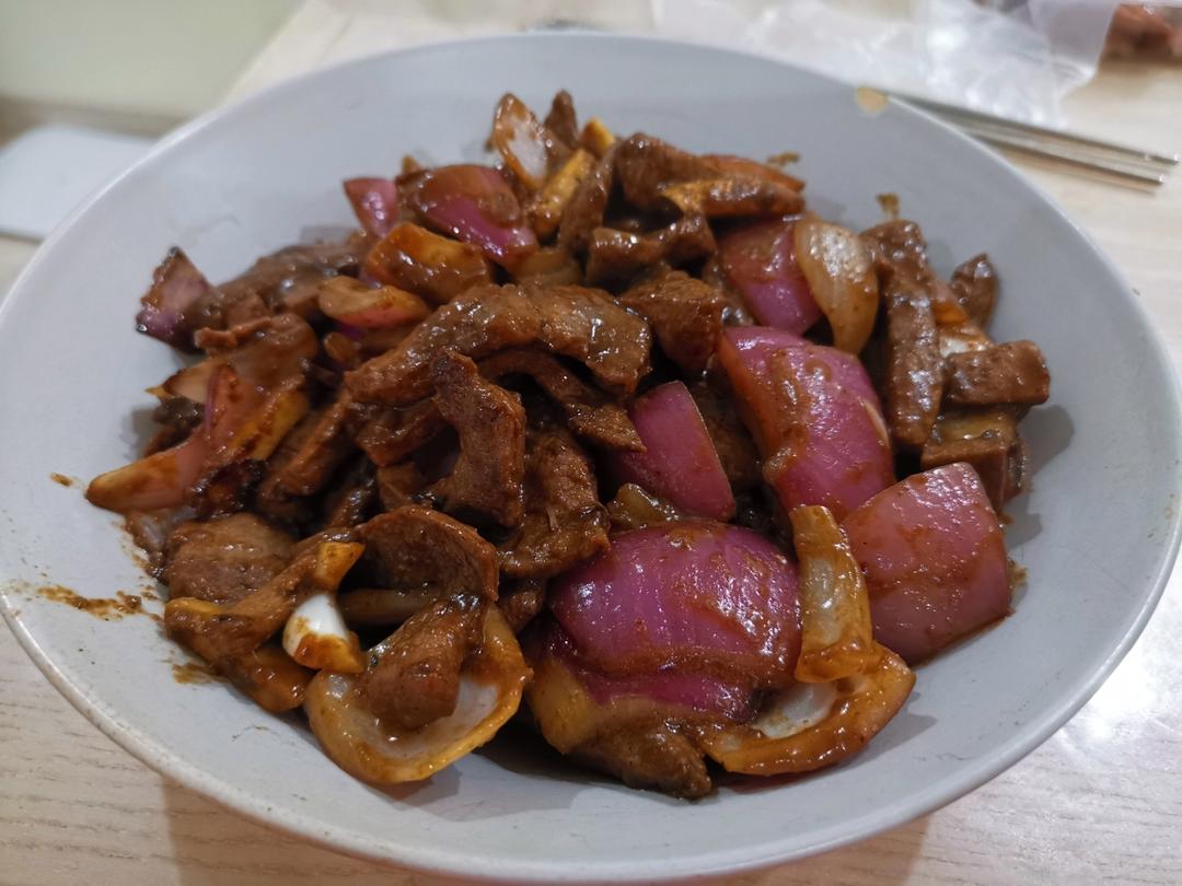 厨师长教你：“小炒猪肝”的家常做法，味道干香很赞，先收藏起来