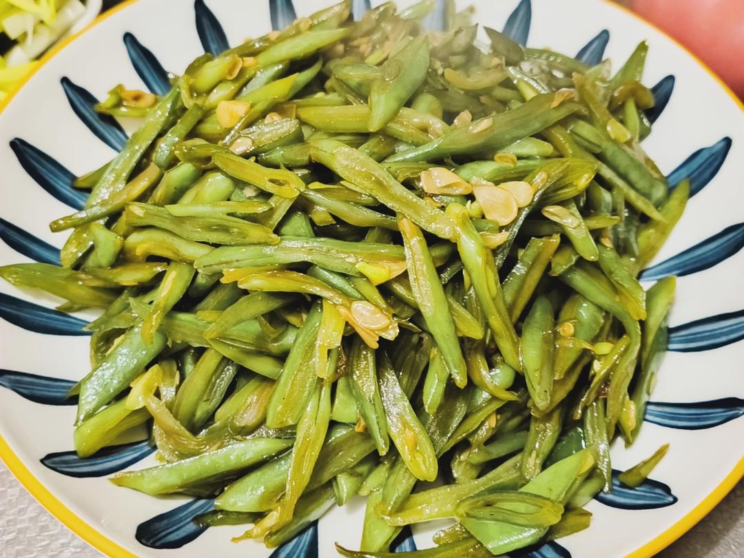 不吃不知道，一吃吓一跳的蒜香素炒豆角