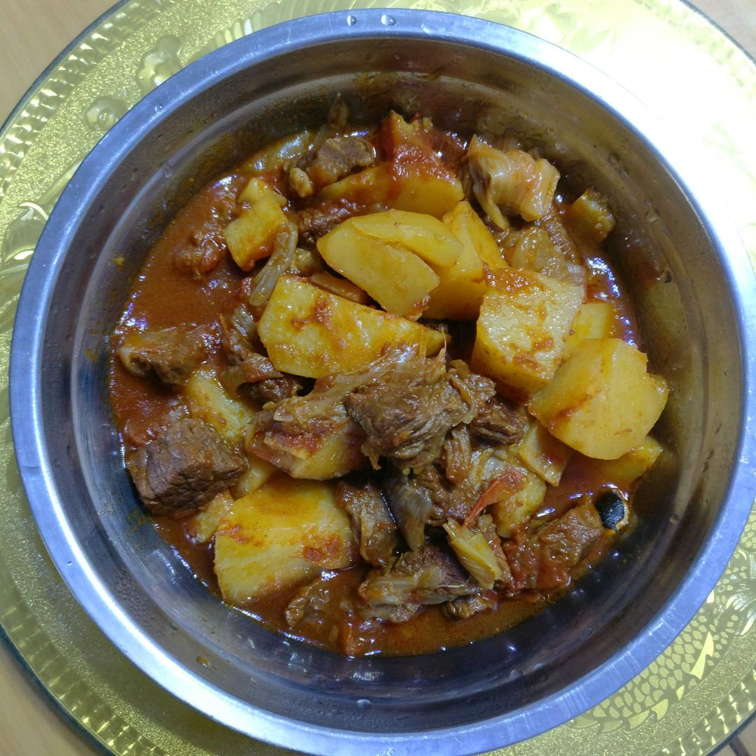 番茄土豆炖牛腩