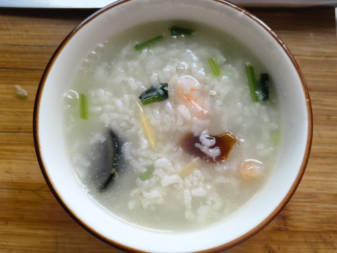 早餐皮蛋虾仁粥快手