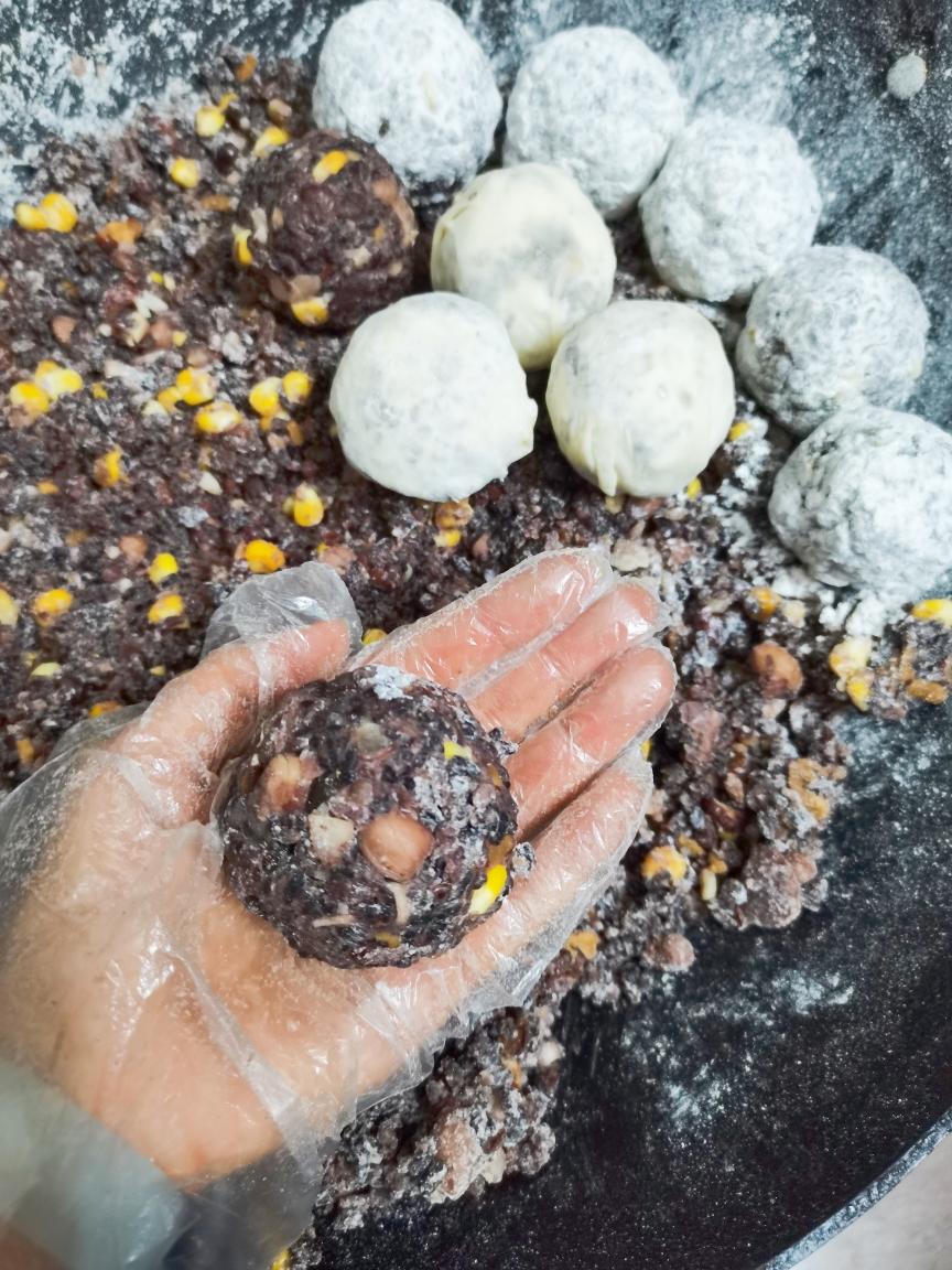杂粮米粘豆包的做法