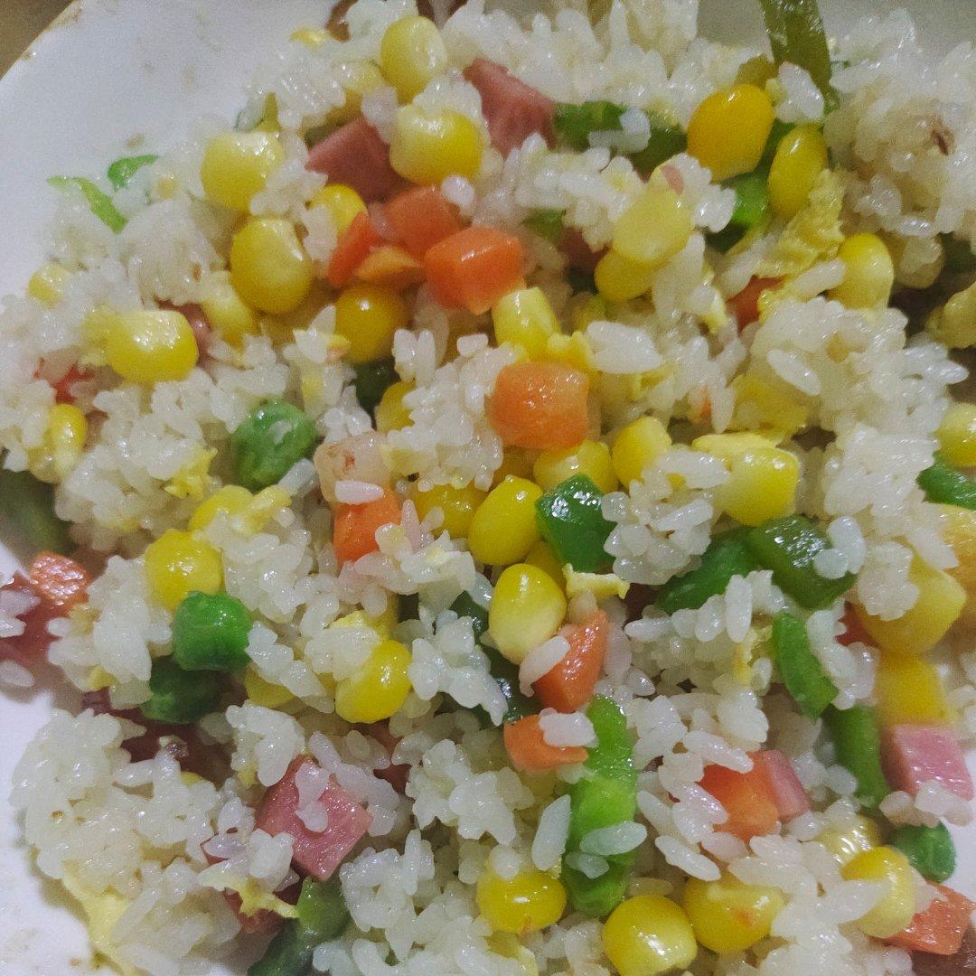 家常蛋炒饭