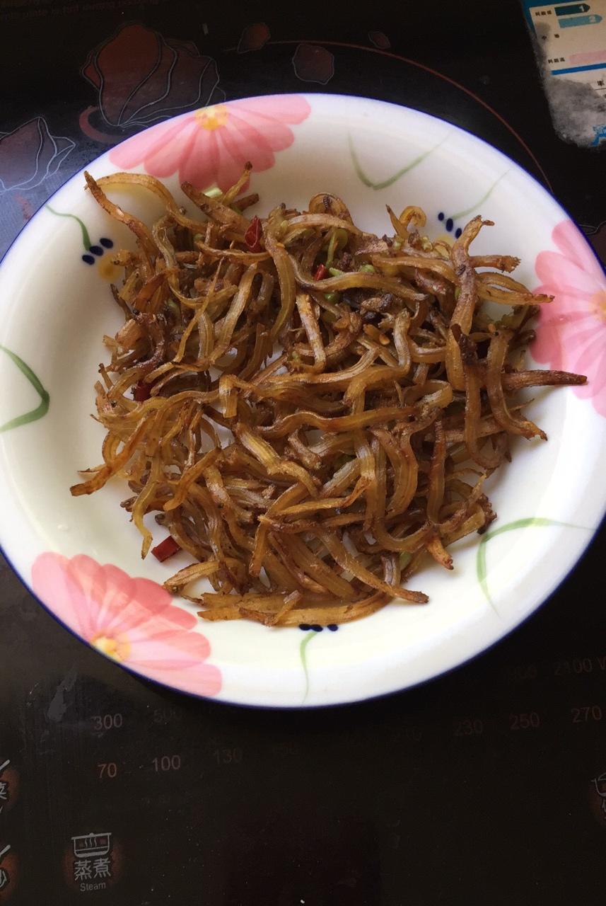 干煸面条鱼