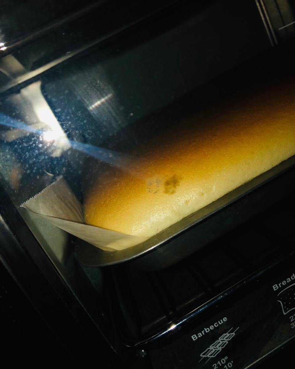鸭蛋糕（鸭蛋做的蛋糕）