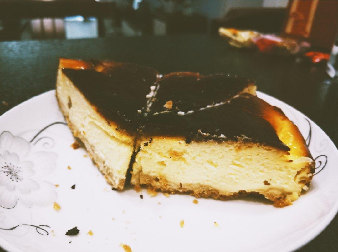 口感细腻浓郁的重芝士蛋糕，新手0失败（8寸）