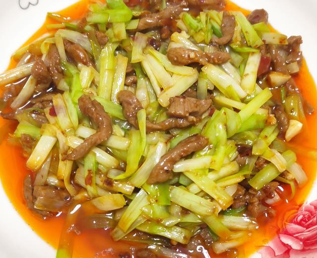 韭黄炒肉丝（超级下饭菜）的做法