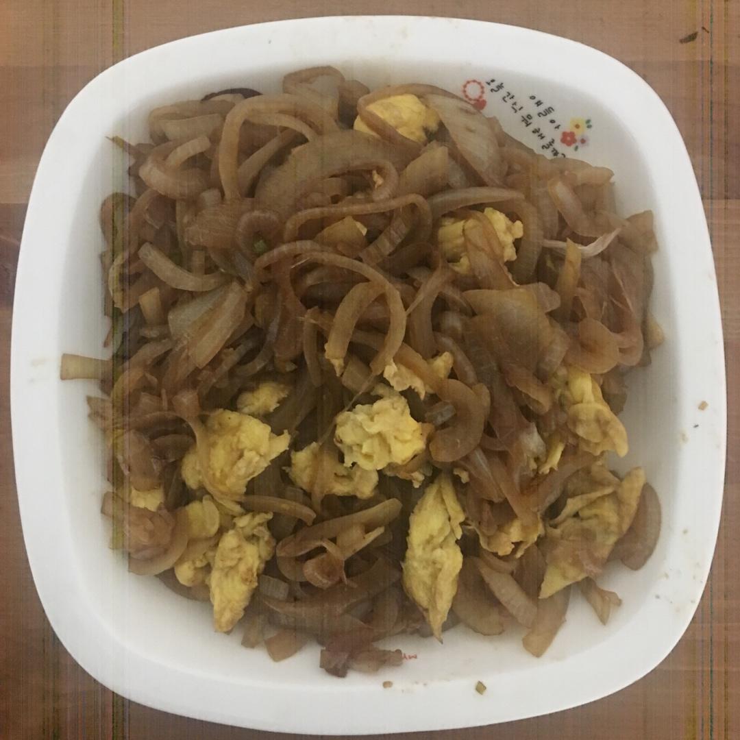 简单又好吃的洋葱炒鸡蛋