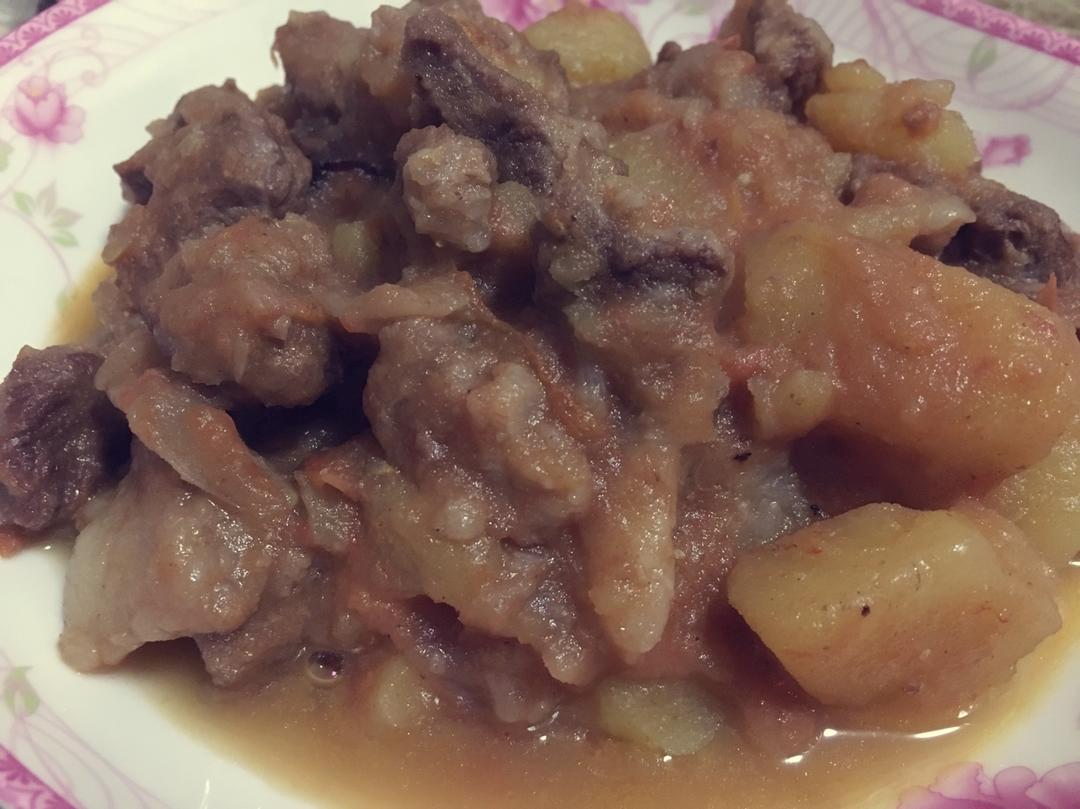 番茄土豆炖牛腩