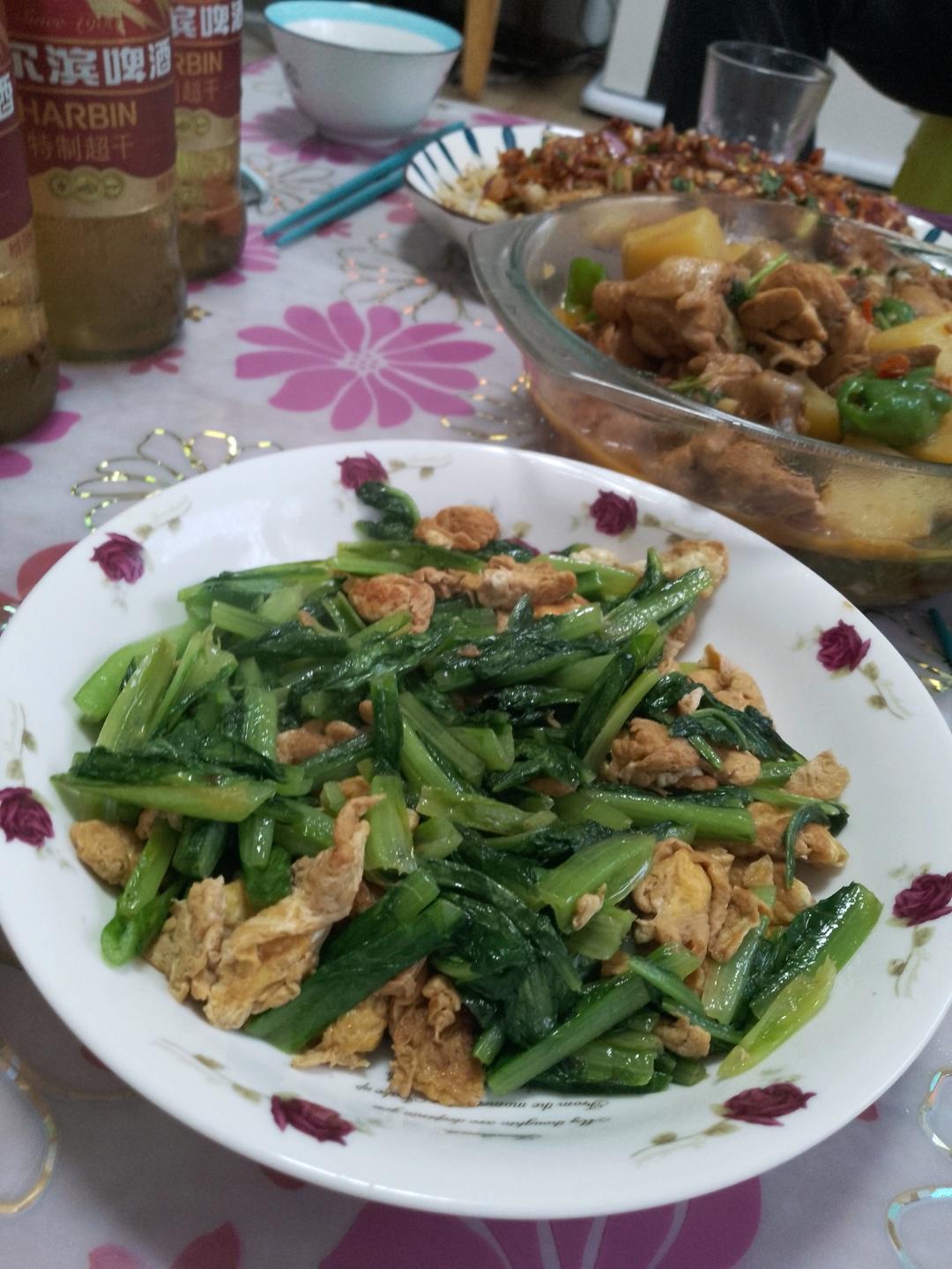 蚝油鸡蛋炒油麦菜