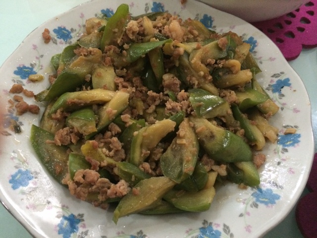 酱香肉末烧茄子