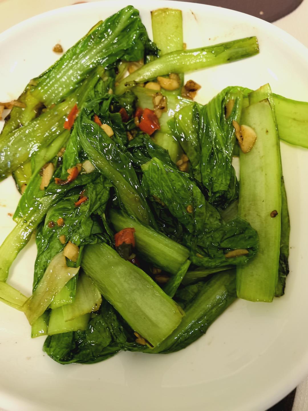 炝炒小白菜（脆爽）